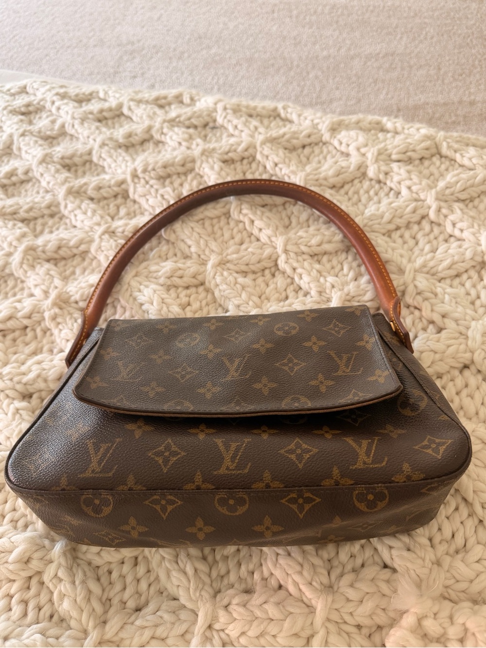 Louis Vuitton Monogram Canvas Crossbody in Brown and Tan - Picture 3 of 15